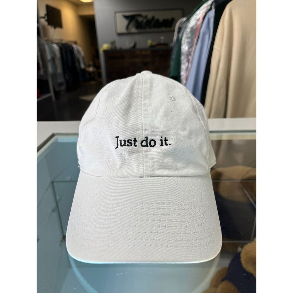 Unisex Nike 'Just Do It' Adjustable baseball Hat One Size White/Black